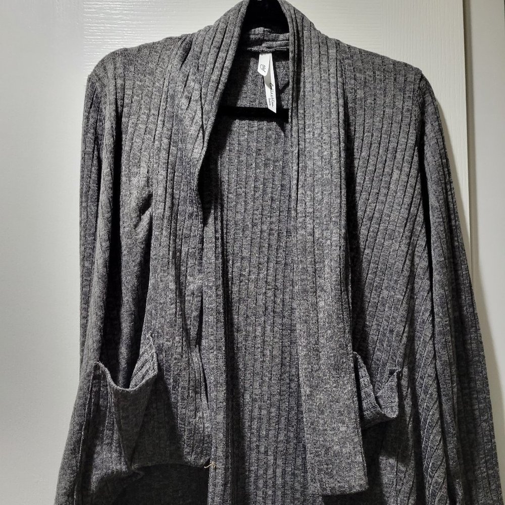 NY Collection Petite M Heather Grey Ribbed Cardigan